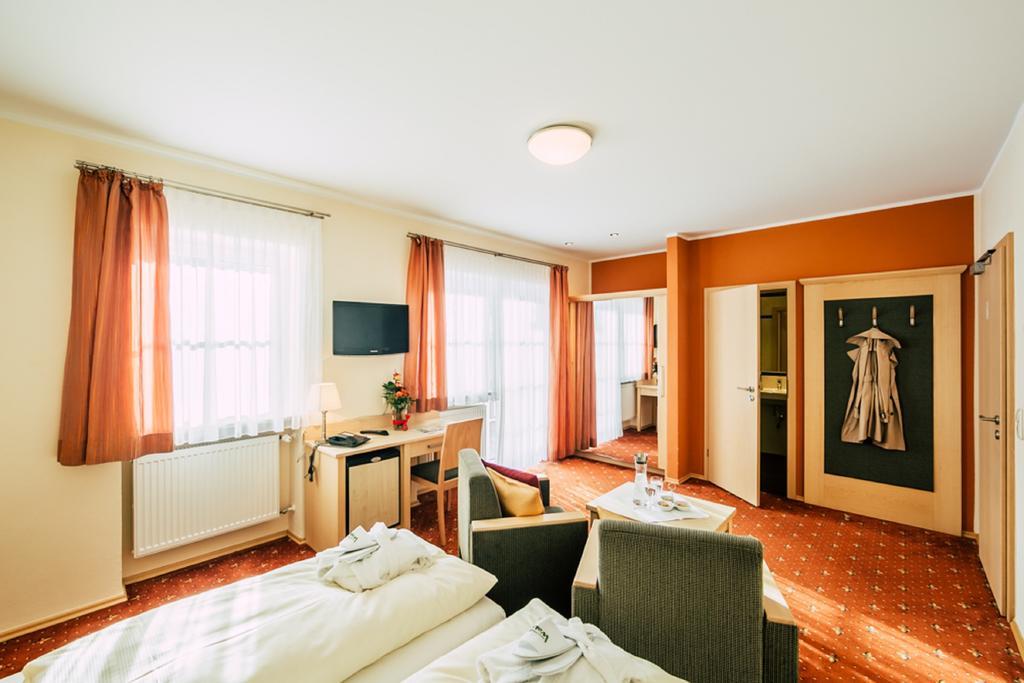 Wellness- Und Wohlfuehlhotel Waldeck بودنمايس المظهر الخارجي الصورة